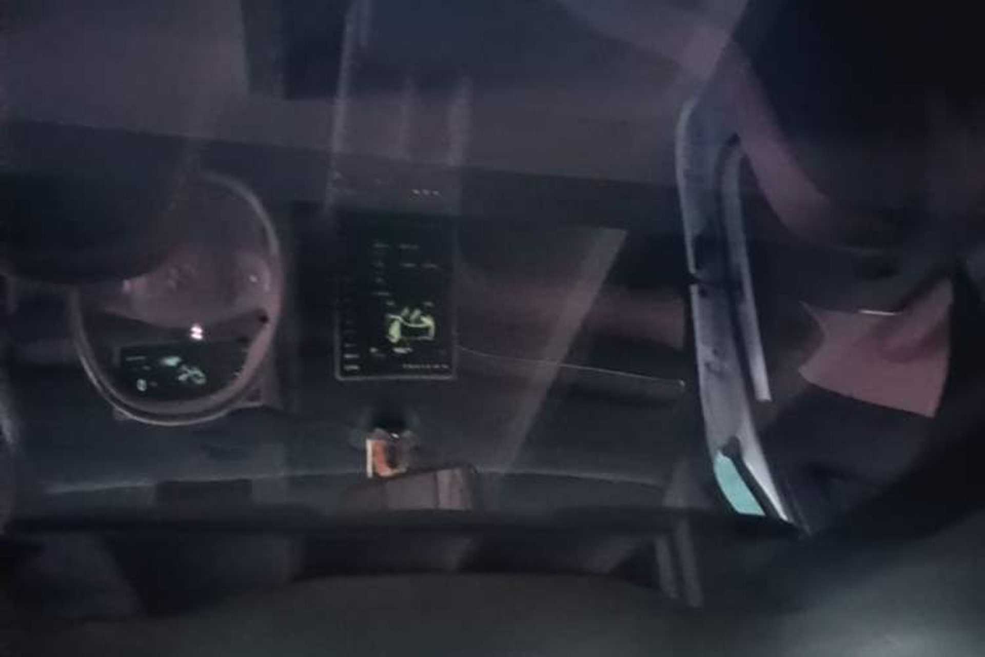 Used Nio EC6 2024 75 kWh Headliner