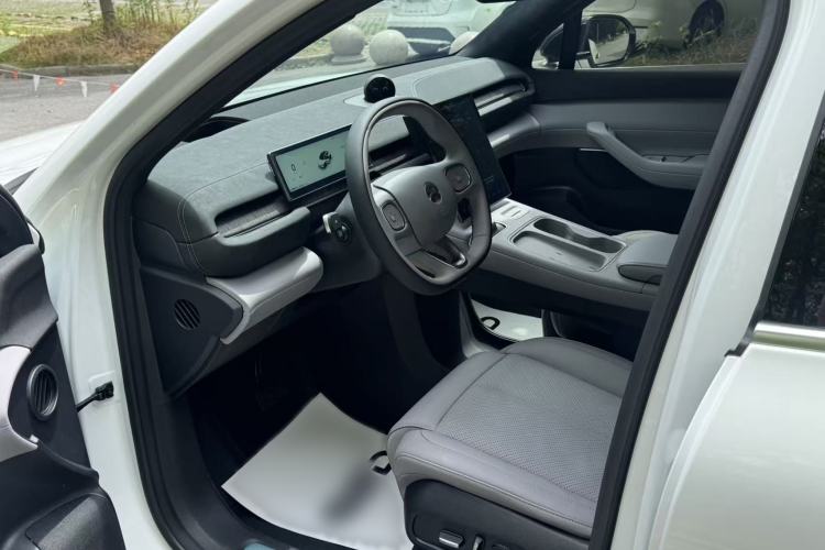 Used Nio EC6 2024 75 kWh Interior 1