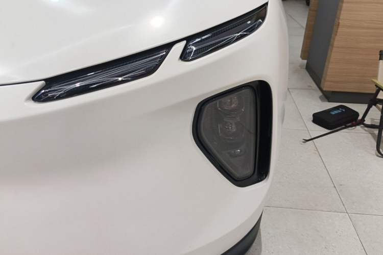 Used Nio EC6 2024 75 kWh Left Front Headlight