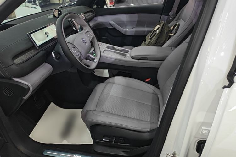 Used Nio EC6 2024 75 kWh Left Front Seat