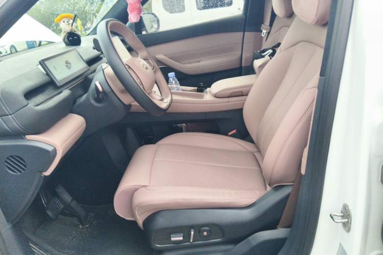 Used Nio EC6 2024 75 kWh Left Front Seat