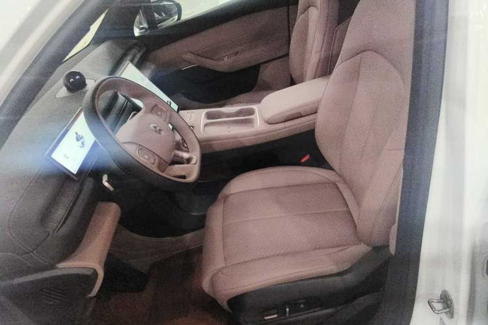 Used Nio EC6 2024 75 kWh Left Front Seat