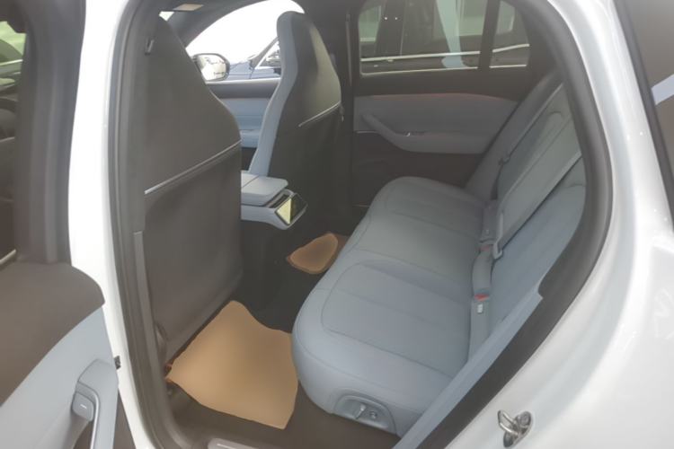 Used Nio EC6 2024 75 kWh Left Rear Seat