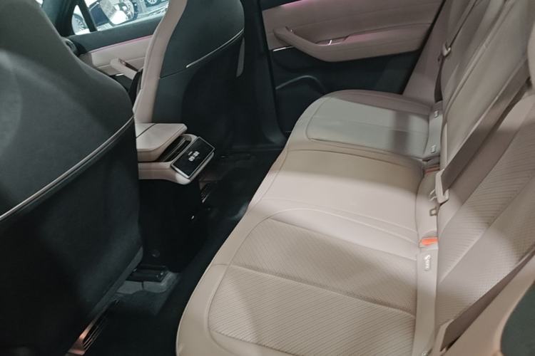 Used Nio EC6 2024 75 kWh Left Rear Seat