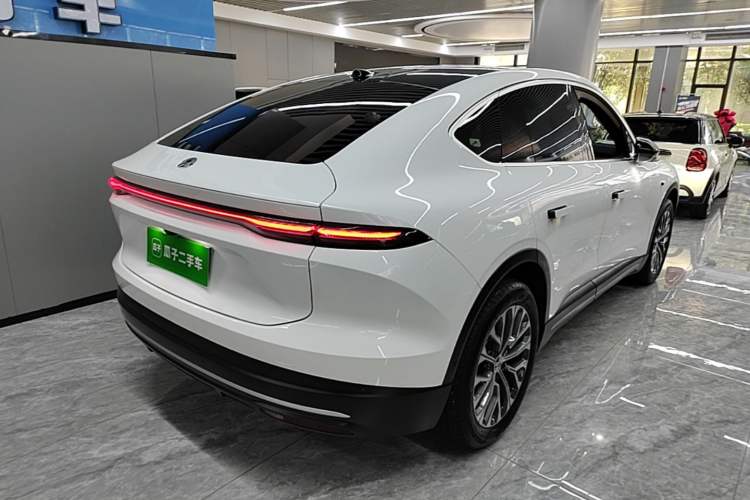 Used Nio EC6 2024 75 kWh Rear Right 45 Deg