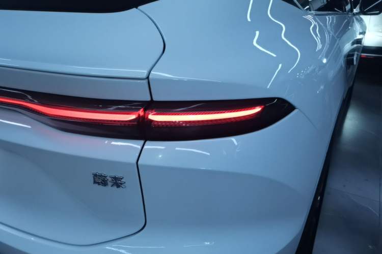Used Nio EC6 2024 75 kWh Right Rear Taillight