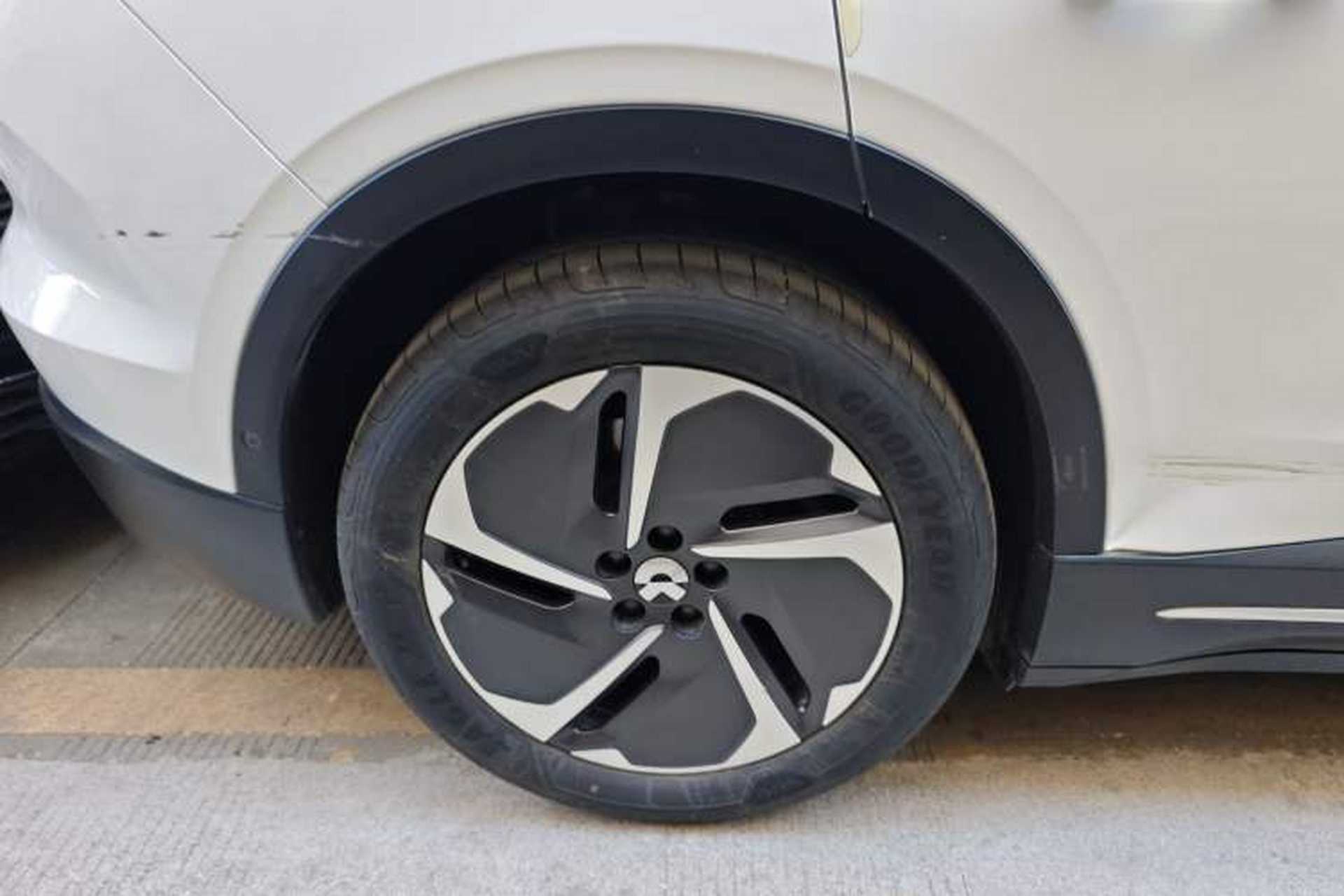 Used Nio EC6 2024 75 kWh Right Rear Wheel Hub