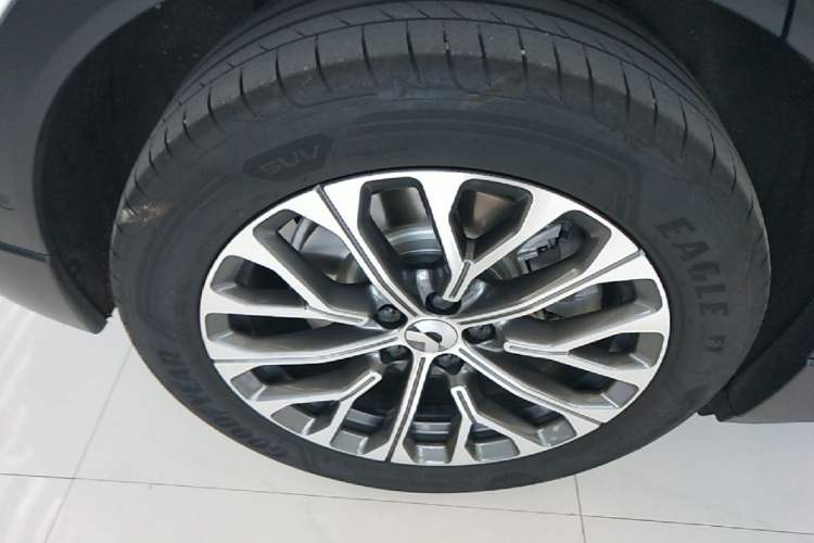 Used Nio EC6 2024 75 kWh Right Rear Wheel Hub