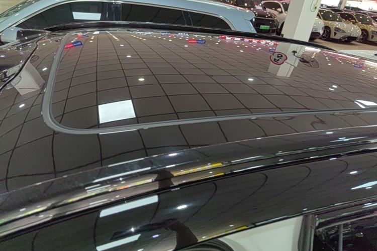 Used Nio EC6 2024 100 kWh Roof