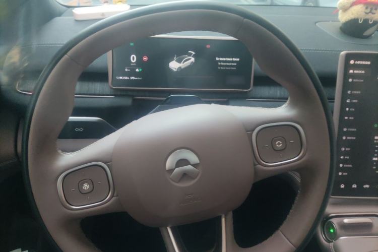Used Nio EC6 2024 75 kWh Steering Wheel