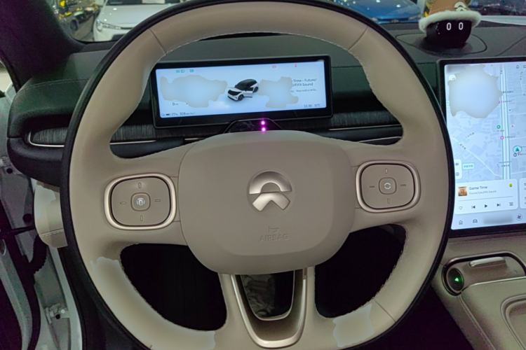 Used Nio EC6 2024 100 kWh Steering Wheel