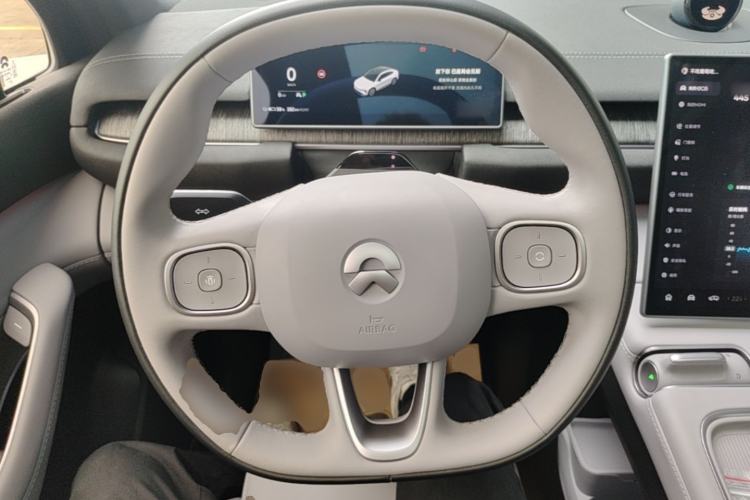Used Nio EC6 2024 75 kWh Steering Wheel