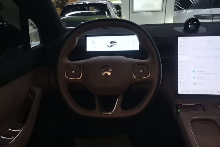 Used Nio EC6 2024 75 kWh Steering Wheel