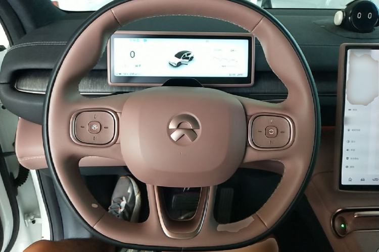Used Nio EC6 2024 75 kWh Steering Wheel
