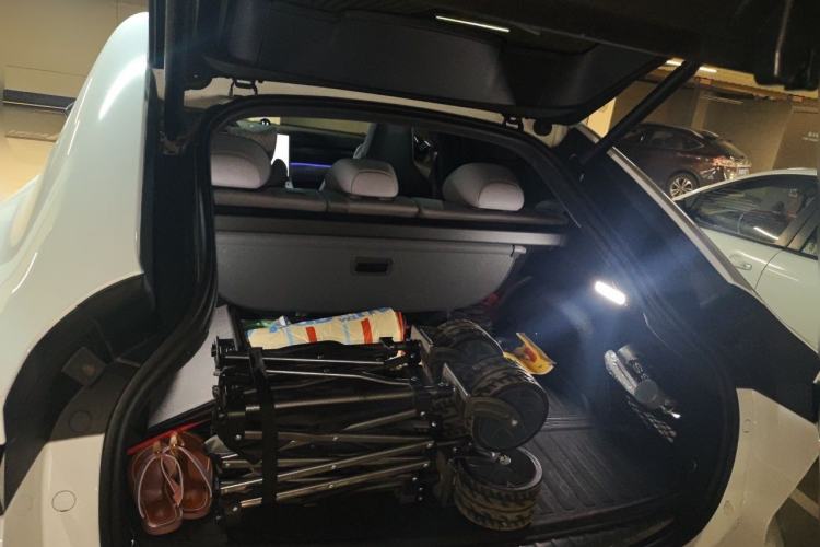 Used Nio EC6 2024 75 kWh Trunk
