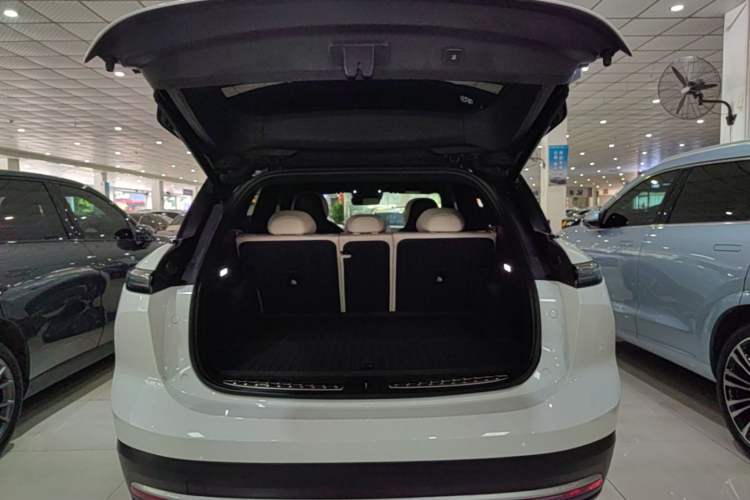 Used Nio EC6 2024 100 kWh Trunk