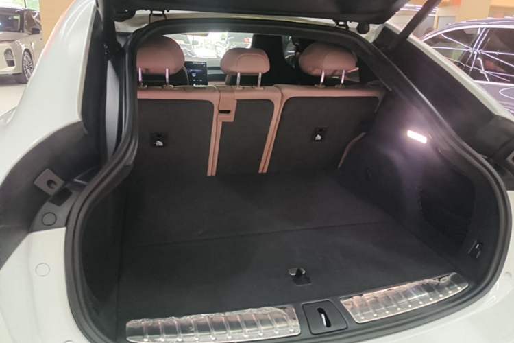 Used Nio EC6 2024 75 kWh Trunk
