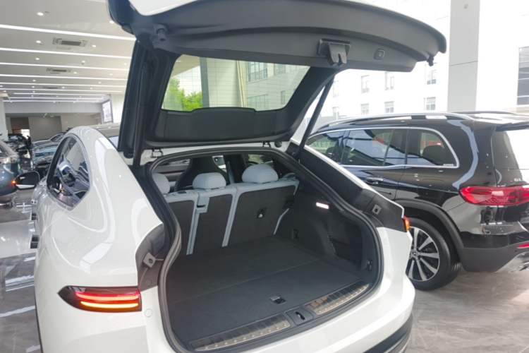 Used Nio EC6 2024 75 kWh Trunk