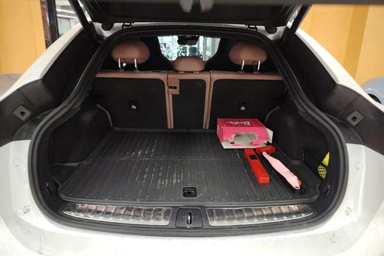 Used Nio EC6 2024 75 kWh Trunk