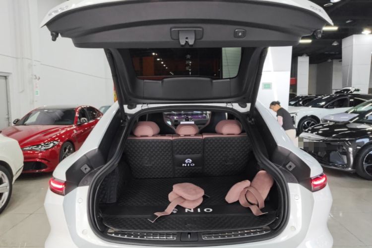 Used Nio EC6 2024 75 kWh Trunk