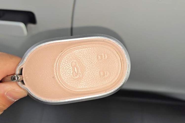 Used Nio EC6 2024 75 kWh Vehicle Key