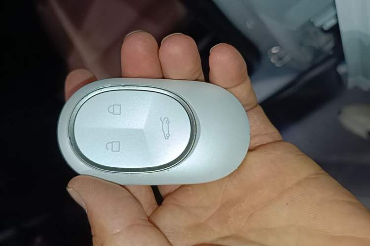Used Nio EC6 2024 75 kWh Vehicle Key
