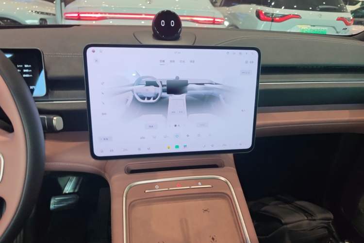 Used Nio EC6 2025 75 kWh Audio And AC Panel