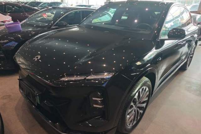Used Nio EC6 2025 75 kWh