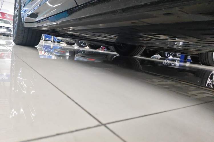 Used Nio EC6 2025 75 kWh Chassis Rear Left
