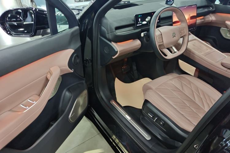 Used Nio EC6 2025 75 kWh Driver Seat