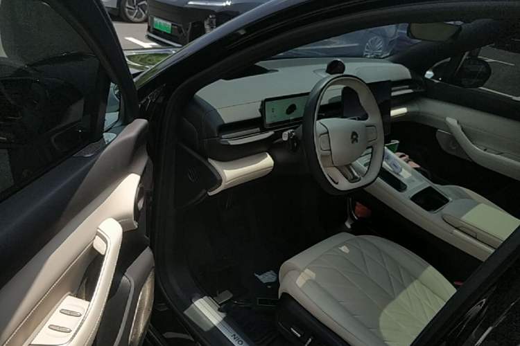 Used Nio EC6 2025 75 kWh Driver Seat
