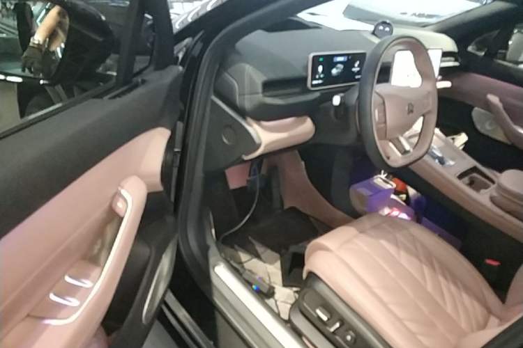 Used Nio EC6 2025 75 kWh Driver Seat