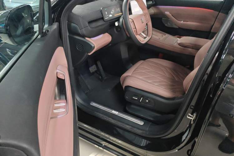 Used Nio EC6 2025 75 kWh Driver Seat