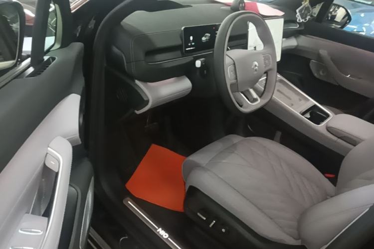 Used Nio EC6 2025 75 kWh Driver Seat