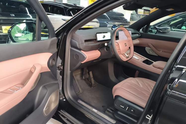 Used Nio EC6 2025 75 kWh Driver Seat