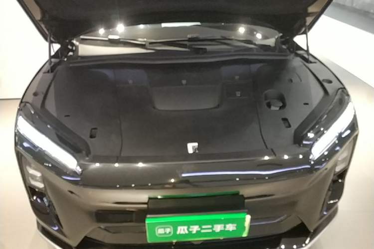 Used Nio EC6 2025 75 kWh Engine Bay
