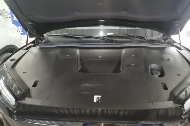Used Nio EC6 2025 75 kWh Engine Bay