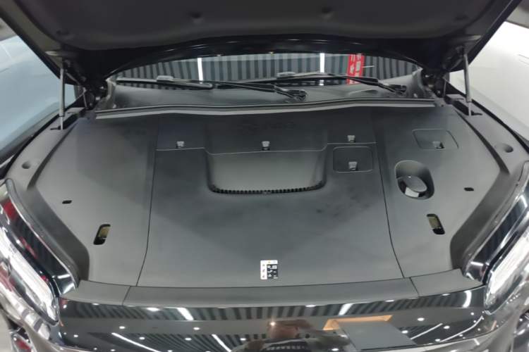 Used Nio EC6 2025 75 kWh Engine Bay