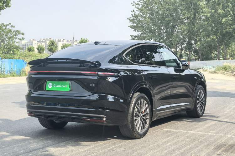 Used Nio EC6 2025 75 kWh Exterior 4