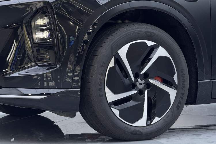 Used Nio EC6 2025 75 kWh Exterior 6