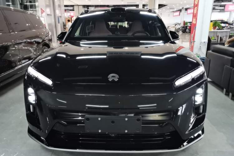 Used Nio EC6 2025 75 kWh Front
