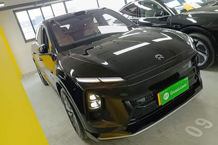 Used Nio EC6 2025 75 kWh Front Right 45 Deg