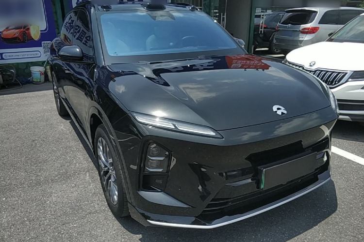 Used Nio EC6 2025 75 kWh Front Right 45 Deg