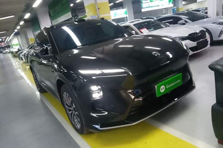 Used Nio EC6 2025 75 kWh Front Right 45 Deg