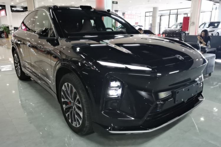 Used Nio EC6 2025 75 kWh Front Right 45 Deg