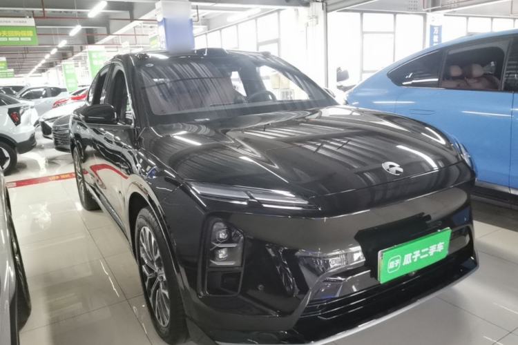 Used Nio EC6 2025 75 kWh Front Right 45 Deg
