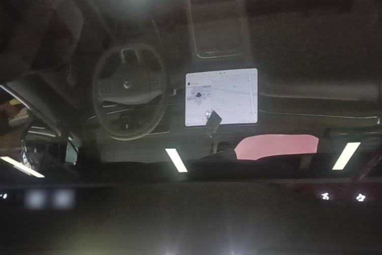 Used Nio EC6 2025 75 kWh Headliner