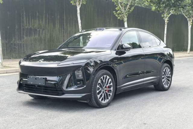 Used Nio EC6 2025 75 kWh