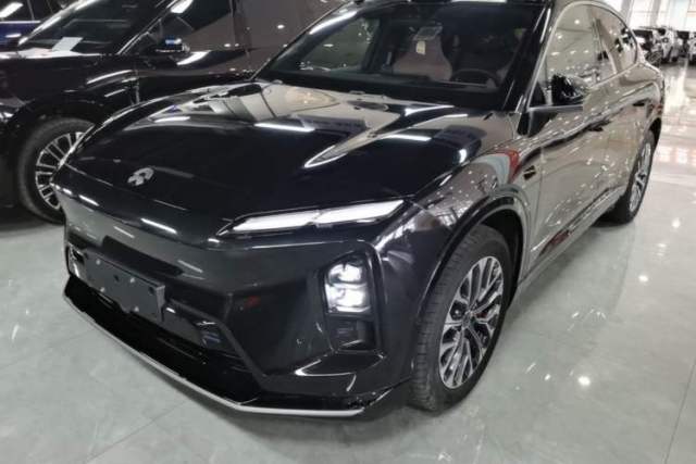 Used Nio EC6 2025 75 kWh