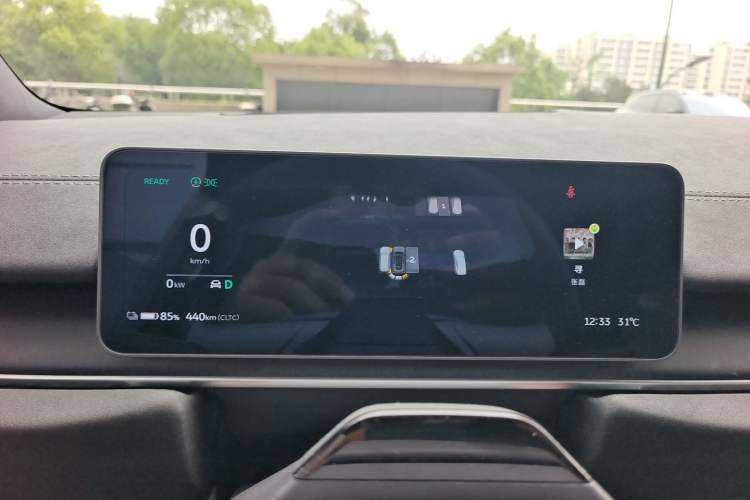 Used Nio EC6 2025 75 kWh Instrument Cluster